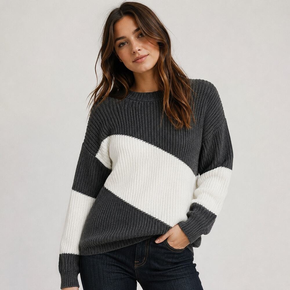 Fortune & Ivy Sweater Womens Small Gray White Colorblock Baggy Loose Oversized